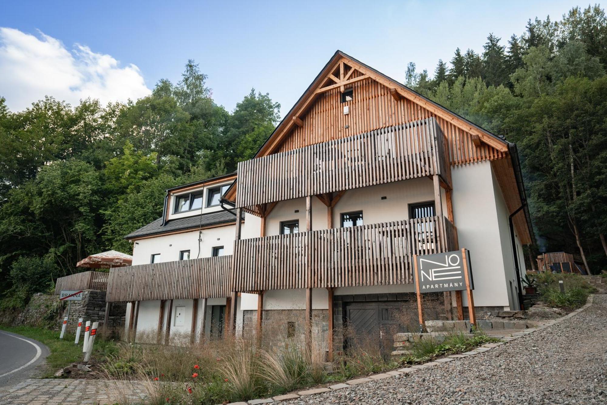 Apartmány NONE Branná Kültér fotó