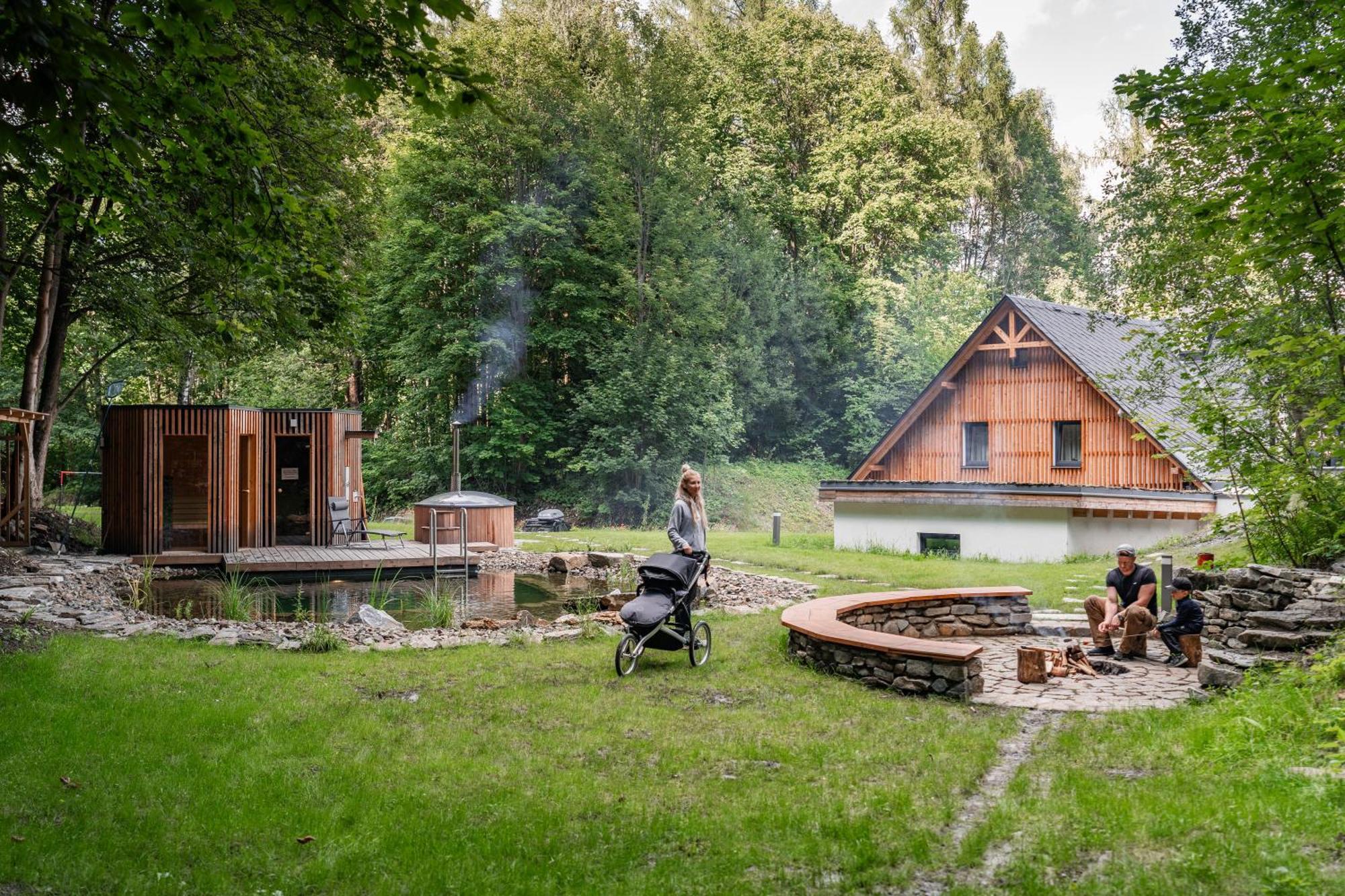 Apartmány NONE Branná Kültér fotó